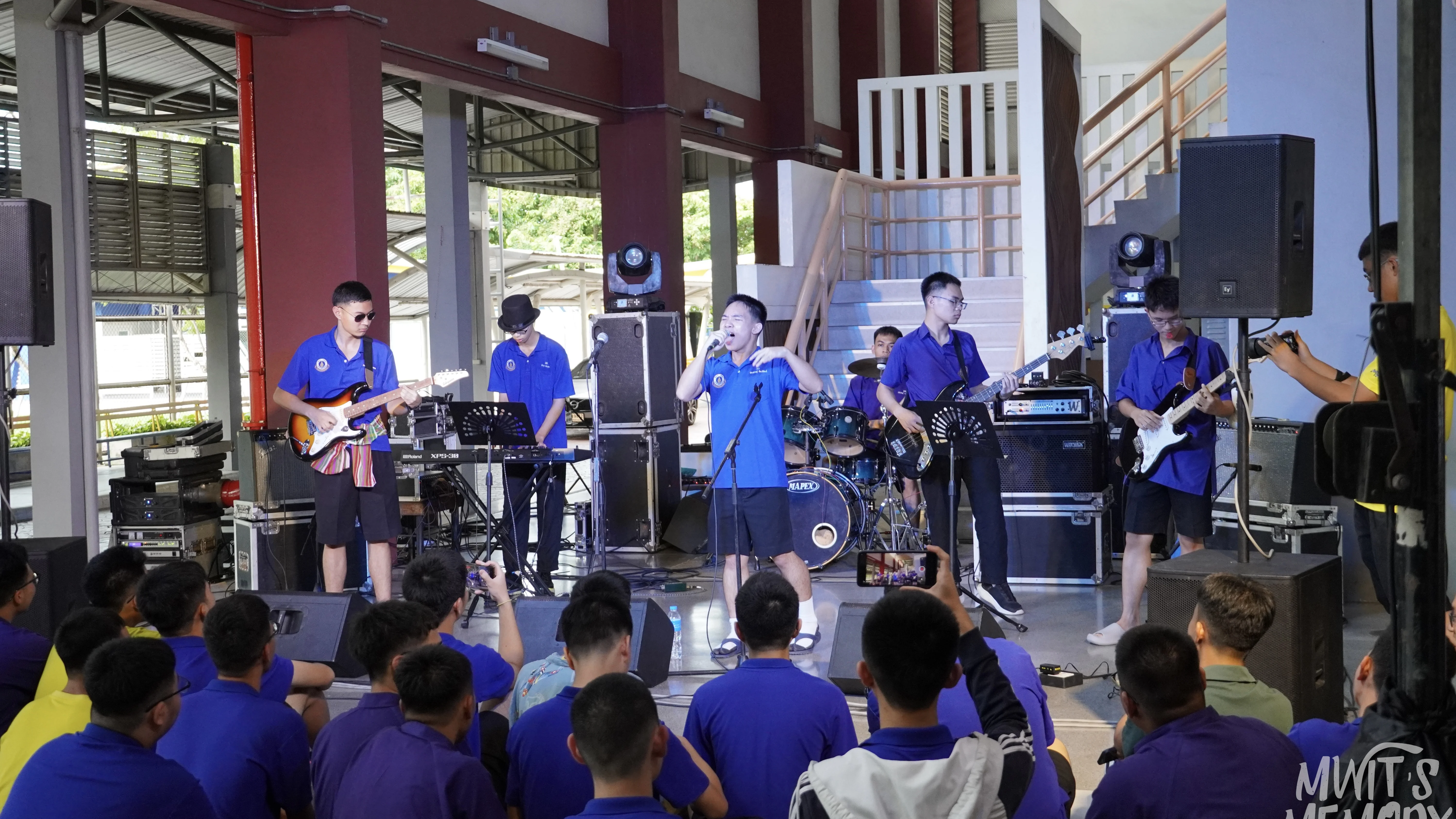 รวมวงสตริงคอมโบ activity image 2